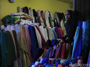 Belanja Kain Murah Meriah di Kawasan Tekstil Cigondewah Bandung Belanja Kain Murah Meriah di Kawasan Tekstil Cigondewah Bandung