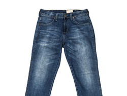 Setelah Celana Dalam, Giliran Jeans Penahan Bau Kentut Dirilis