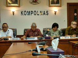 Grup Saracen Ditangkap, Kompolnas: Ini Jawaban atas Berita Hoax Grup Saracen Ditangkap, Kompolnas: Ini Jawaban atas Berita Hoax