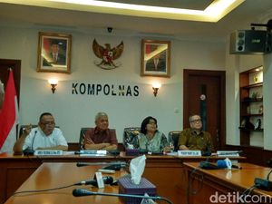 Kompolnas: Komnas HAM Tak Intervensi Penyelidikan Polri soal Novel Kompolnas: Komnas HAM Tak Intervensi Penyelidikan Polri soal Novel