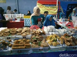 Ramai-ramai Mendulang Rezeki Dadakan dari Kuliner Ramadan