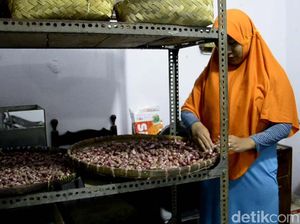 Bisa Mengaji, Pembeli Bawang Merah di Pekalongan Dapat Diskon Rp 5 Ribu
