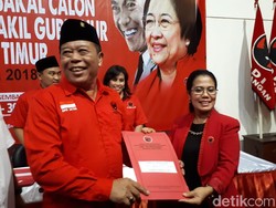 Ketua DPD PDIP Jatim Daftar Jadi Cawagub Gus Ipul
