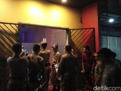 Satpol PP Razia Tempat Hiburan Malam di Cilegon