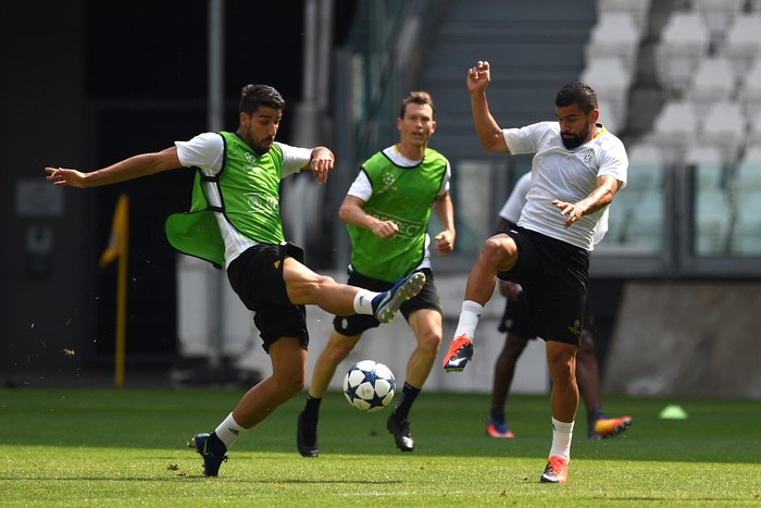 Khedira: Juve Mesti Bertahan Seperti Saat Hadapi Barca