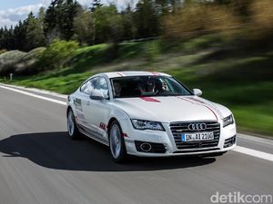 Audi Diperbolehkan Ngetes Mobil Tanpa Sopir di New York Audi Diperbolehkan Ngetes Mobil Tanpa Sopir di New York