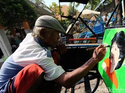 Becak-becak di Eks Lokalisasi Dolly Berhias Menuju Destinasi Wisata