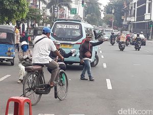 Pengakuan Inang-inang: Stok Uang Receh Hingga Rp 20 Juta