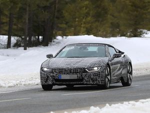 BMW i8 Spyder Terbaru Diuji