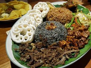 5 Restoran di Kemang Ini Sajikan Nasi Komplet Tradisional untuk Buka Puasa