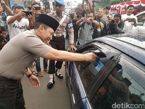 Polda Banten Bagikan Ribuan Takjil Tiap Hari Sepanjang Ramadan