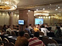 Anies-Sandi Buka Puasa Bareng Fraksi-fraksi DPRD DKI