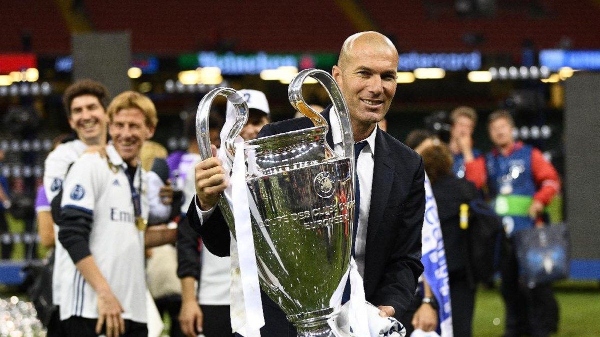 Pelatih Real Madrid Zinedine Zidane (Foto: Getty Images/David Ramos)