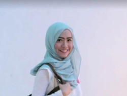 Berikut Outfit Travelling Andalan Para Hijabers