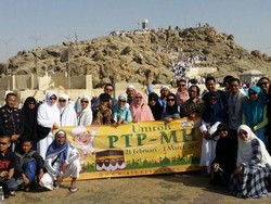Pengalaman Umrah Ala Backpacker: Berkesan Banget!