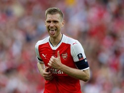 Tak Sanggup Bermain Lagi, Mertesacker Bakal Pensiun