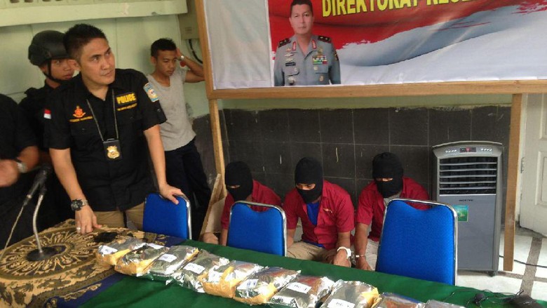 Polisi Tembak Mati Bandar Narkoba di Medan, Sita 5 Kg Sabu Polisi Tembak Mati Bandar Narkoba di Medan, Sita 5 Kg Sabu