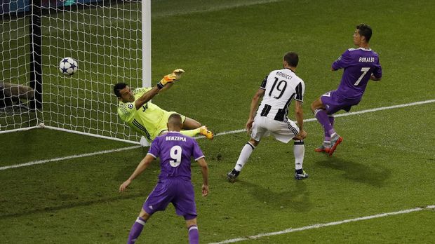 Juventus dua kali dikalahkan Real Madrid di final Liga Champions.