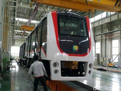 Ini Bedanya Skytrain Bandara Soekarno-Hatta dengan Changi