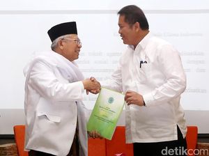 Setelah Fatwa Medsos, Indonesia Butuh Literasi Digital