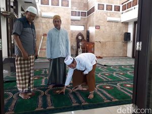 Ini Catatan Terakhir Mbah Isnoen Sebelum Wafat di Masjid As Sakinah Ini Catatan Terakhir Mbah Isnoen Sebelum Wafat di Masjid As Sakinah
