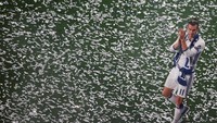 Dengan harga 85,3 juta pound sterling, Gareth Bale memecahkan rekor dunia ketika Real Madrid membawanya dari Tottenham Hotspur. (REUTERS/Susana Vera)