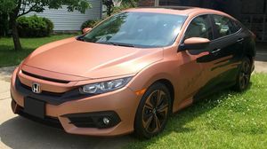 Demi Lovato Jual Honda Civic