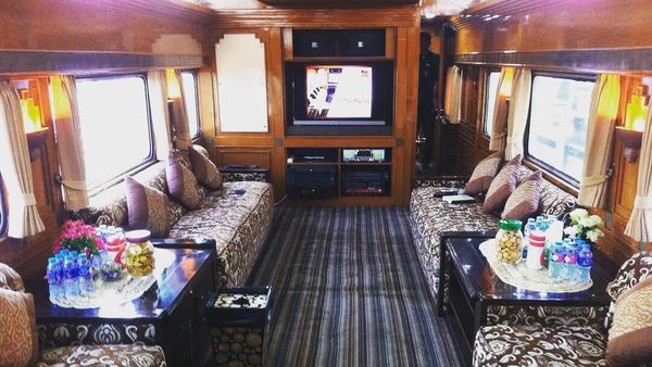 Menjajal Kereta Mewah untuk Mudik Lebaran