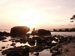 Menanti Sunset Nan Syahdu di Sumba