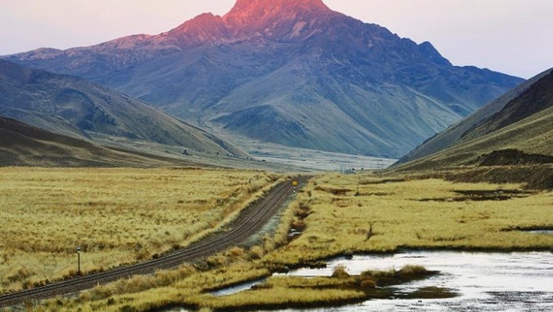 Foto: Pemandangan dari perjalanan kereta glamor Andean Explorer (CNN) Foto: Pemandangan dari perjalanan kereta glamor Andean Explorer (CNN)