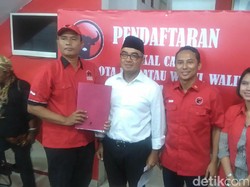 Presenter Farhan Daftar Bakal Cawalkot Bandung ke PDIP