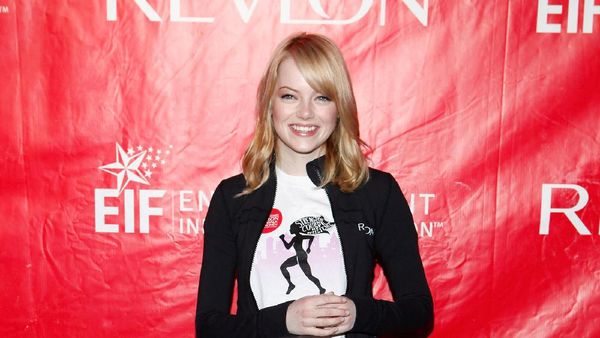 Foto: Cantiknya Emma Stone Dengan Busana Kasual