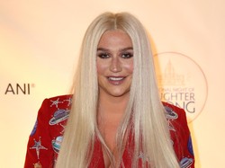 Kontroversi Kesha Pilih Hubungan Nonmonogami Sambil Mencari Sugar Daddy