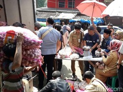 Kemendag Gelar Operasi Bawang Putih di Bogor