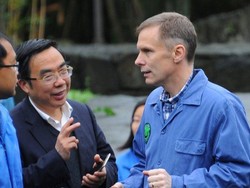 Tak Setuju Sikap Trump, Diplomat AS di China Mundur