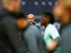 Dortmund Tunjuk Peter Bosz sebagai Pelatih Baru