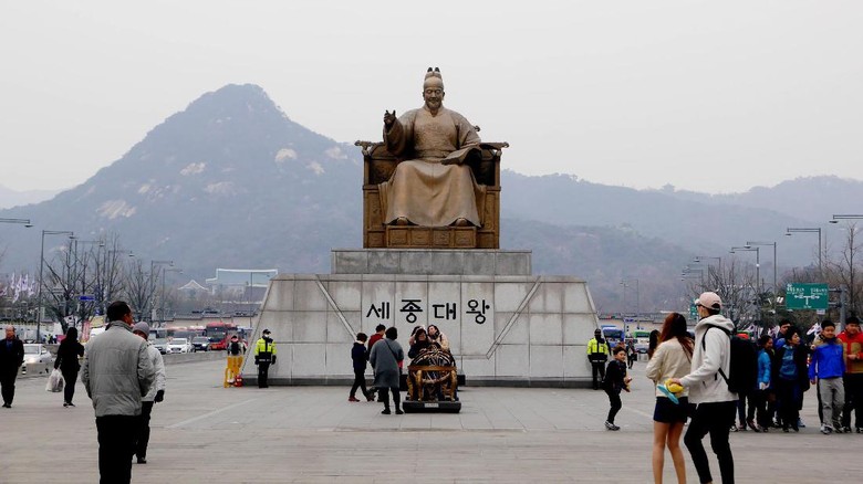 Foto: Gwanghwamun Square di Seoul (Kurnia/detikTravel) Foto: Gwanghwamun Square di Seoul (Kurnia/detikTravel)