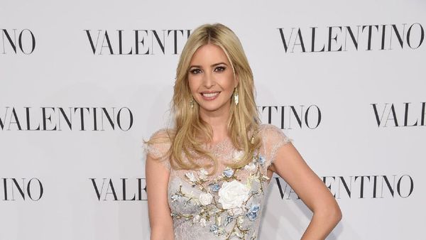Foto: 15 Gaya Busana Ivanka Trump yang Mencuri Perhatian
