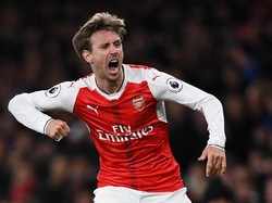 Bahagia di Arsenal, Nacho Monreal Tak Berniat Pindah