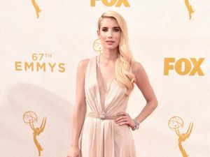 Foto: 15 Inspirasi Gaun Malam Emma Roberts yang Menyita Perhatian Foto: 15 Inspirasi Gaun Malam Emma Roberts yang Menyita Perhatian