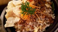 Enaknya Menyantap Nasi Goreng Kecombrang dan Jagung Telur Asin di Sini