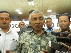 Datang ke DPR, Amien Rais Beri Dukungan ke Pansus Angket KPK
