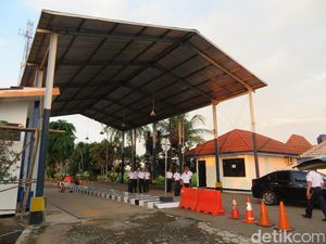 Tak Cuma Awasi Kelebihan Muatan, Ini Fungsi Lain Jembatan Timbang Tak Cuma Awasi Kelebihan Muatan, Ini Fungsi Lain Jembatan Timbang