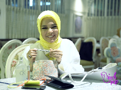 Video: Intip Tas Dewi Sandra, Ada Foto Suami Hingga Bon Bekas