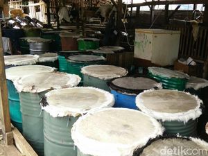 Cerita Pedagang Kambing Tanah Abang Jadi Perajin Beduk Dadakan