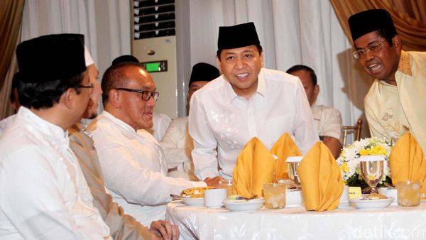 Petinggi Golkar Hadiri Buka Bersama di Rumah Novanto