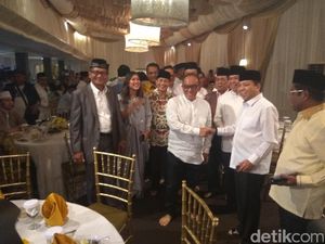Ical dan Petinggi Golkar Hadiri Buka Bersama di Rumah Novanto