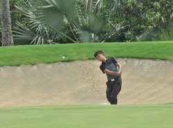 Pegolf Filipina Memimpin di Hari Pertama