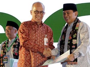 Bank DKI Salurkan ZIS Dalam Program Peduli Umat 2017