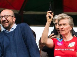 Foto Momen Saat PM Belgia Tuli Sebelah Karena Tembakan Pistol